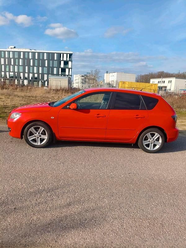 Usata Mazda 3 Active 105 CV (77 kW) 2006 Rosso Berlina