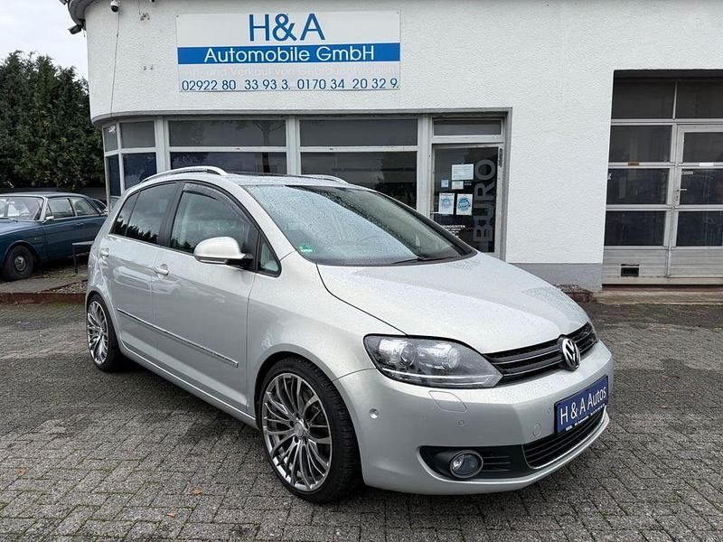 Gold Gebraucht 2013 VW Golf Plus Cross Highline Van / Kleinbus | 10.900 € (Teuer) - Bild 1/4