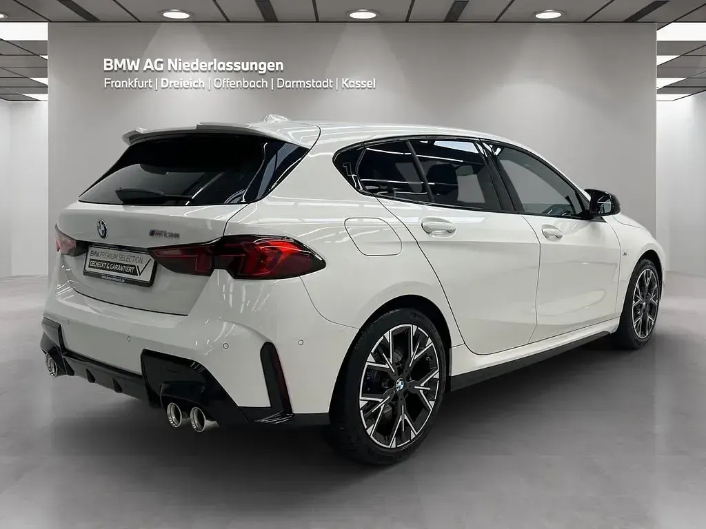 Gebraucht BMW M135 M Sport 300 PS (220 kW) 2025 Weiß Kleinwagen