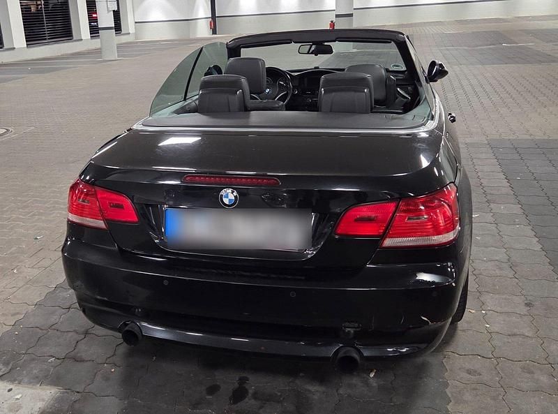 Gebraucht BMW 335 Cabriolet 306 PS (225 kW) 2007 Schwarz Cabrio
