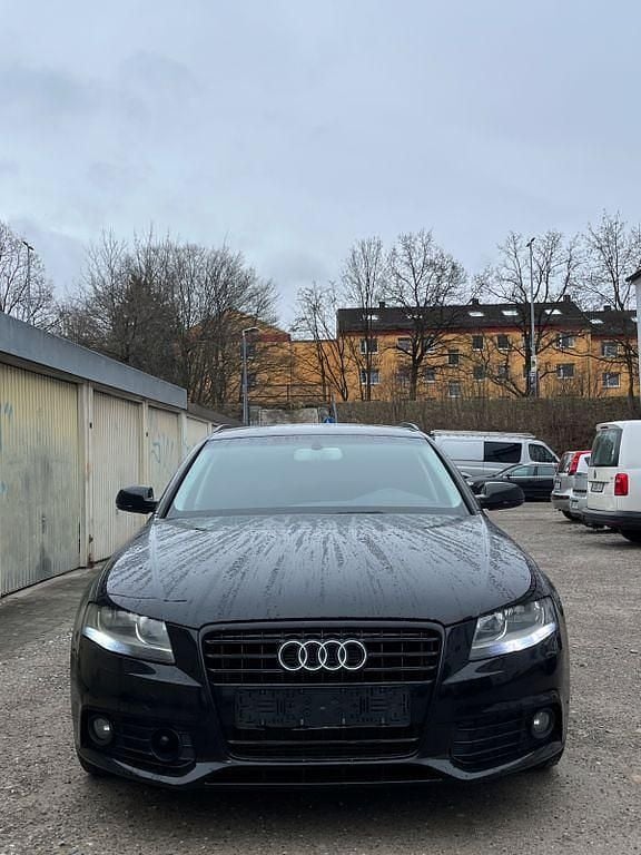 Gebraucht Audi A4 Attraction 170 PS (125 kW) 2010 Schwarz Kombi