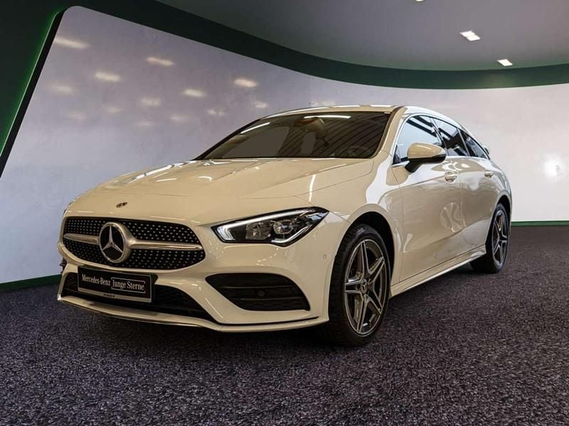 Gebraucht Mercedes CLA250 AMG 160 PS (117 kW) 2022 Weiss / polarweiß Limousine