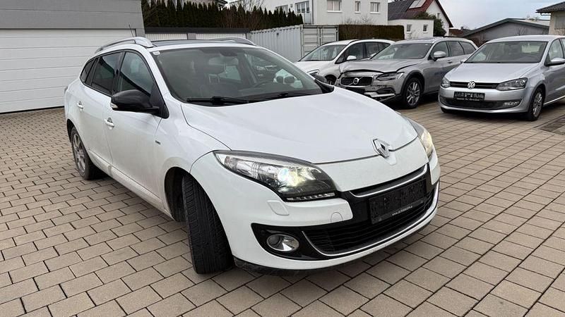 Gebraucht Renault Mégane III Bose Edition 116 PS (85 kW) 2013 Weiß Limousine