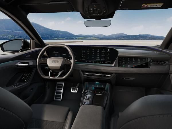 Neu Audi Q6 e-tron S-line plus 225 kW (306 PS) 2025 Grau (daytonagrau perleffekt) SUV