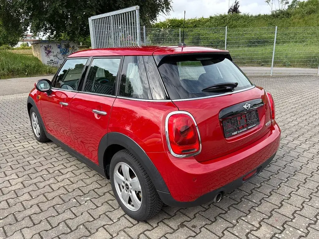 Gebraucht Mini Cooper 136 PS (100 kW) 2016 Rot Kleinwagen