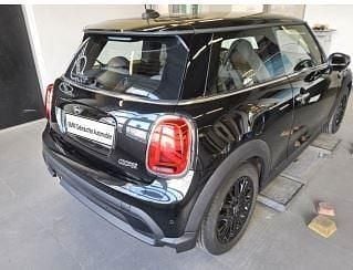 Second-hand Mini Cooper 136 CP (100 kW) 2023 Negru Hatchback