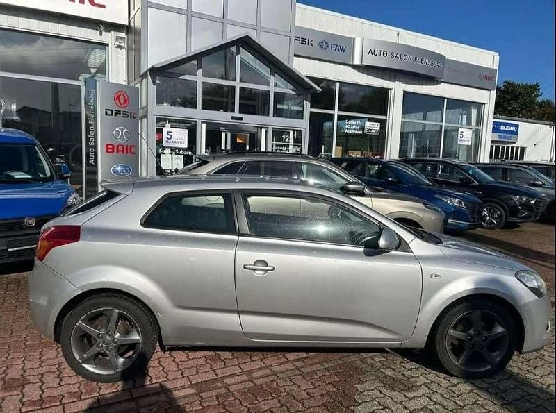 Gebraucht Kia Ceed LX 116 PS (85 kW) 2010 Grau Kleinwagen