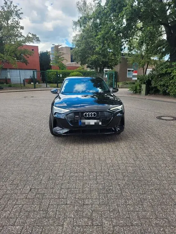 Gebraucht Audi e-tron S-Line 230 kW (313 PS) 2021 Schwarz SUV