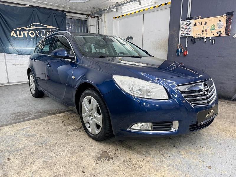 Blau Gebraucht 2010 Opel Insignia Edition Kombi | 6.450 € (Fairer Preis) - Bild 1/4