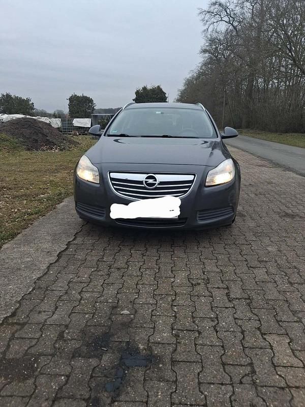 Second-hand Opel Insignia 2009 Negru Hatchback