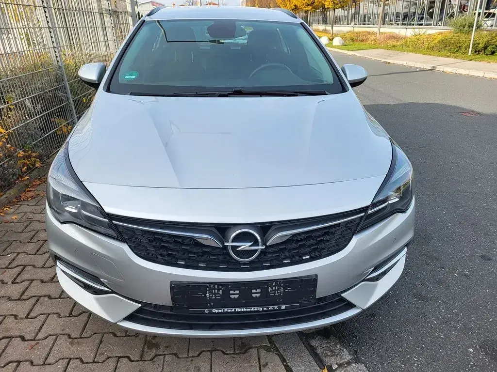 Używany Opel Astra 105 KM (77 kW) 2021 Szary Kombi