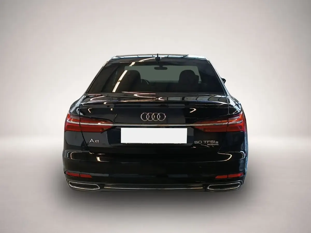 Gebraucht Audi A6 Design 265 PS (194 kW) 2022 Schwarz Limousine