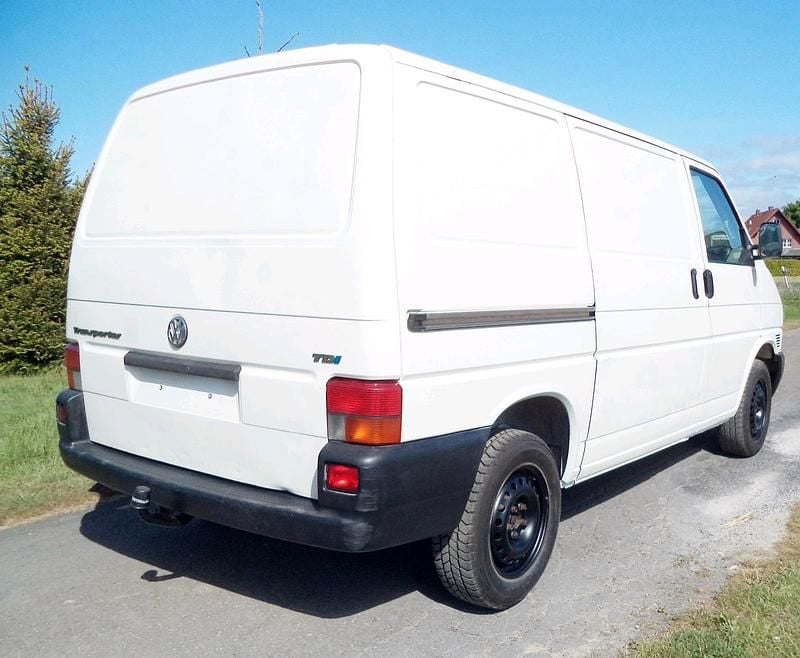 Gebraucht VW T4 88 PS (64 kW) 2002 Weiß Van