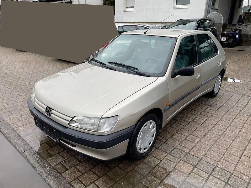 Gebraucht Peugeot 306 101 PS (74 kW) 1996 Gold Limousine