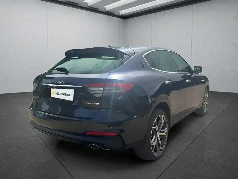 Gebraucht Maserati Levante 430 PS (316 kW) 2022 Blau SUV