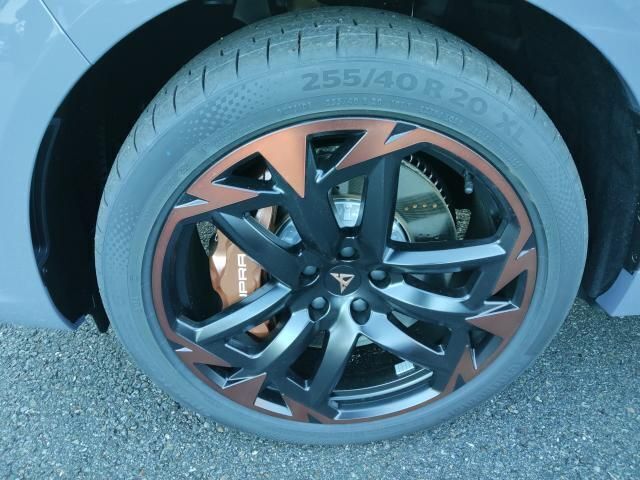 Gebraucht Cupra Terramar VZ 265 PS (194 kW) 2024 Grau SUV