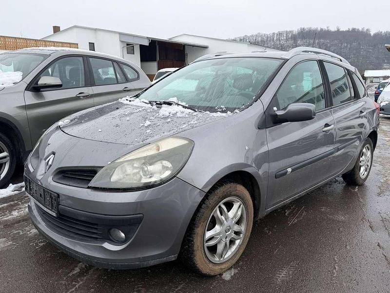 Gebraucht Renault Clio GrandTour Exception 101 PS (74 kW) 2009 Grau Kombi