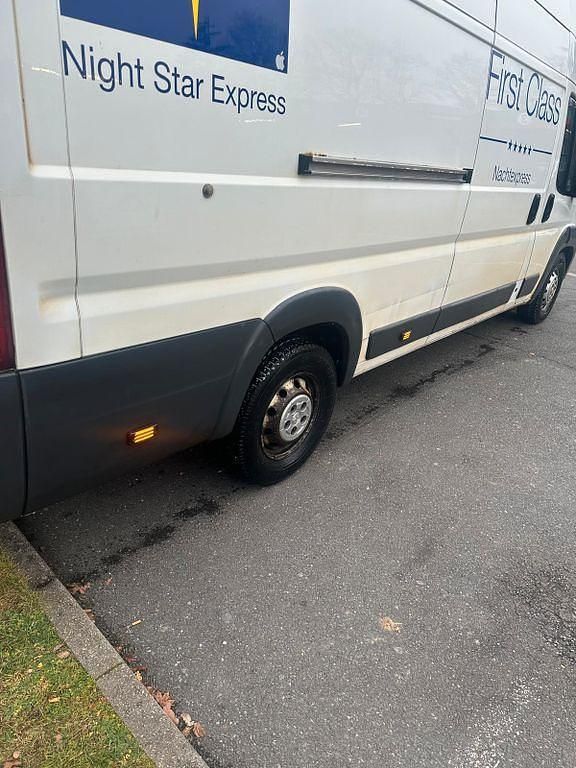 Gebraucht Peugeot Boxer 131 PS (96 kW) 2017 Weiß Van