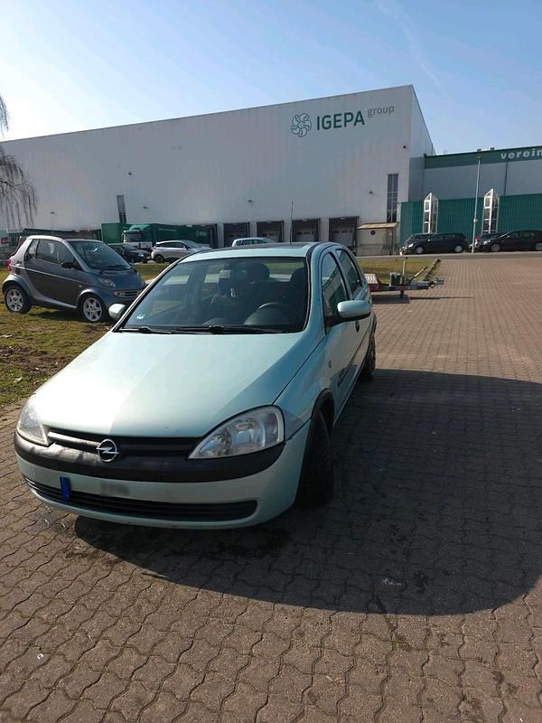 Gebraucht Opel Corsa Comfort 99 PS (72 kW) 2001 Grün Kleinwagen