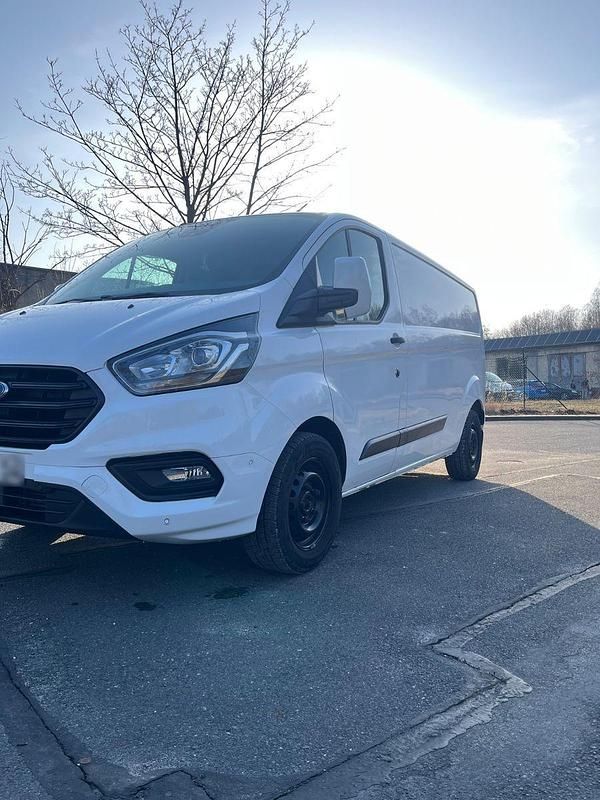 Second-hand Ford Transit Custom 131 CP (96 kW) 2020 Alb Monovolum