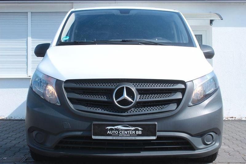 Gebraucht Mercedes Vito 88 PS (64 kW) 2018 Weiß Van