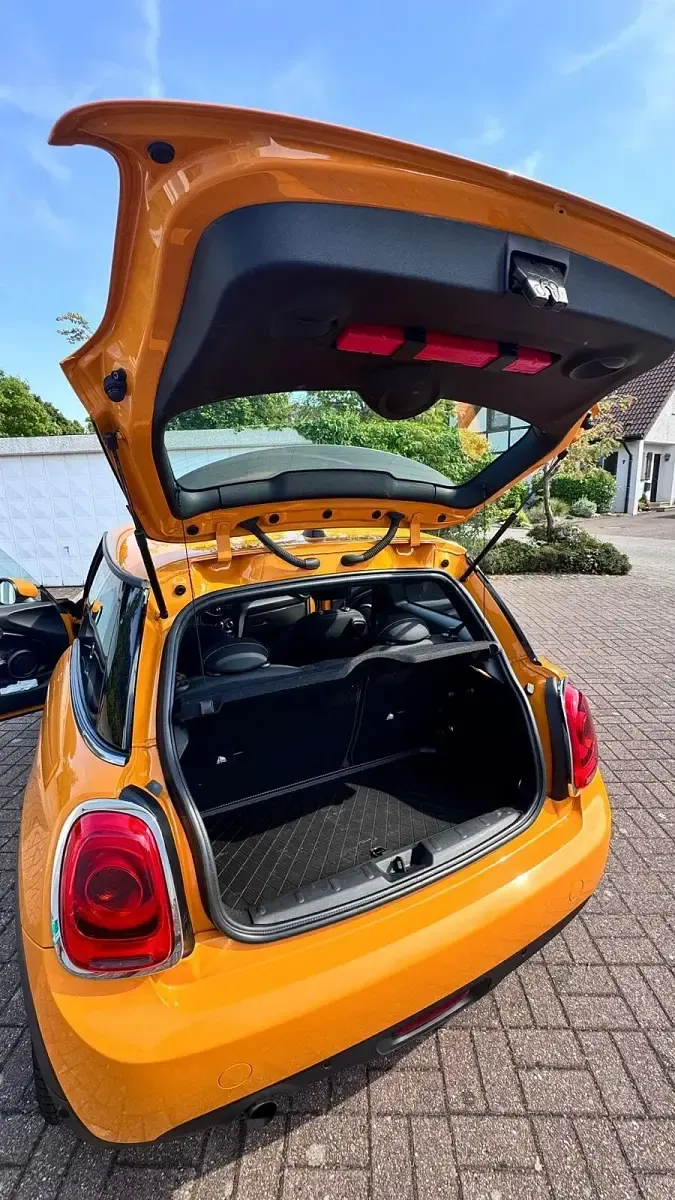 Gebraucht Mini Cooper 105 PS (77 kW) 2015 Orange Kleinwagen