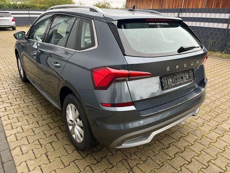 Gebraucht Skoda Kamiq Style 95 PS (69 kW) 2020 Grau SUV