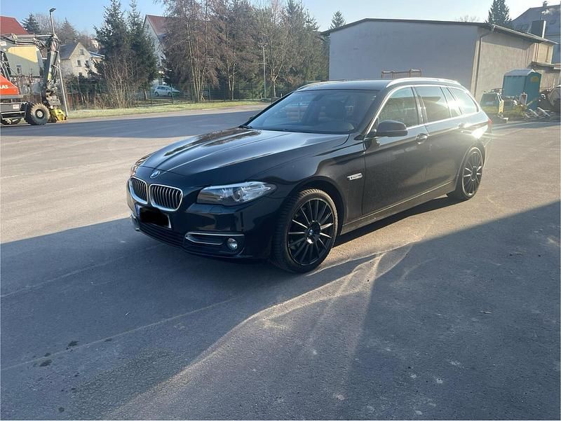 Schwarz Gebraucht 2014 BMW 530 Luxury Line Kombi | 9.000 € (Superpreis) - Bild 1/4