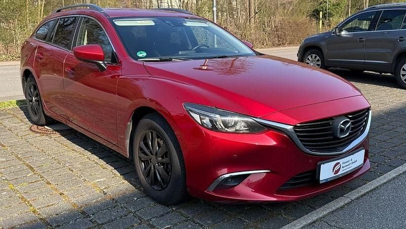 Gebraucht Mazda 6 Exclusive-Line 150 PS (110 kW) 2016 Soul red Kombi