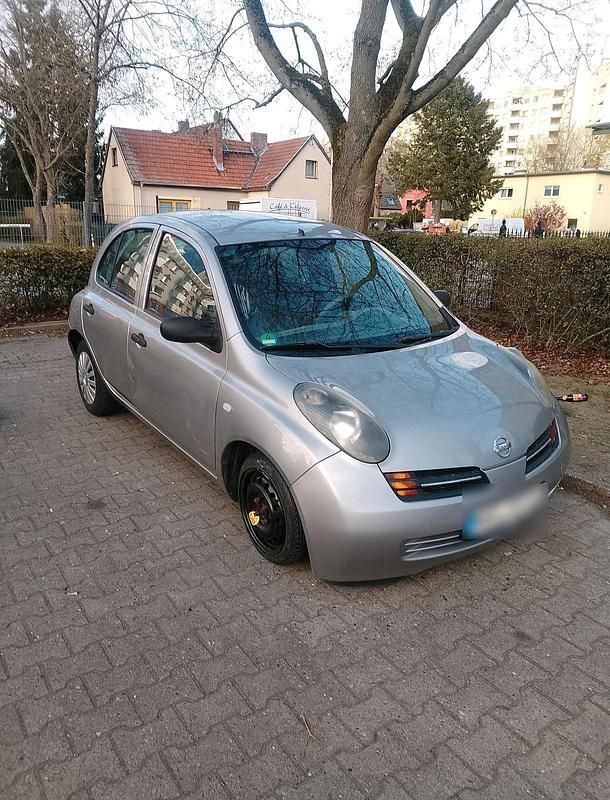 Gebraucht Nissan Micra 65 PS (47 kW) 2003 Silber Kleinwagen