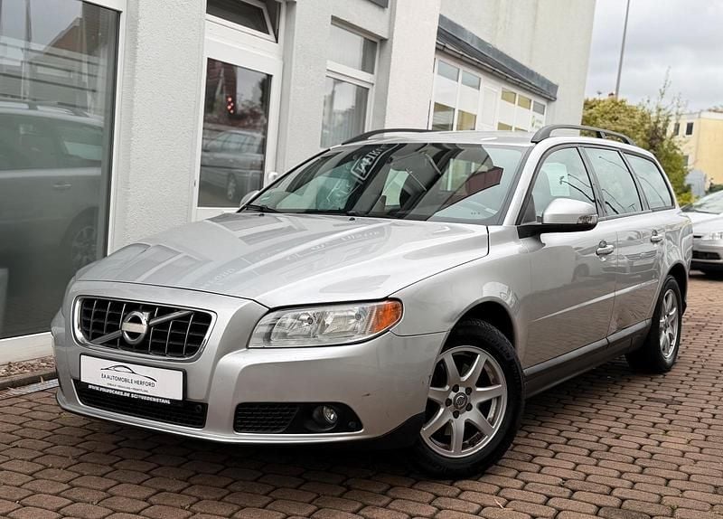Silber Gebraucht 2009 Volvo V70 Kombi | 3.300 € (Superpreis) - Bild 1/4