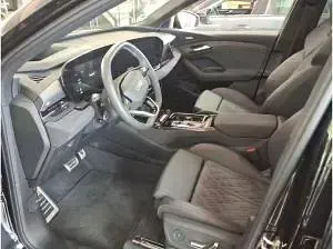 Gebraucht Audi Q6 e-tron 225 kW (306 PS) 2025 Schwarz (mythosschwarz metallic) SUV