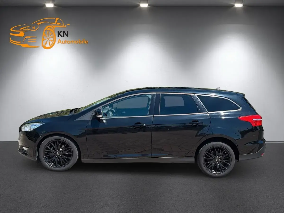 Gebraucht Ford Focus 125 PS (91 kW) 2017 Schwarz Kombi