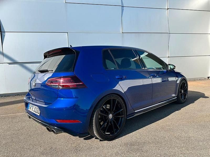Blau Gebraucht 2017 VW Golf VII R Limousine | 22.950 € (Fairer Preis) - Bild 1/4