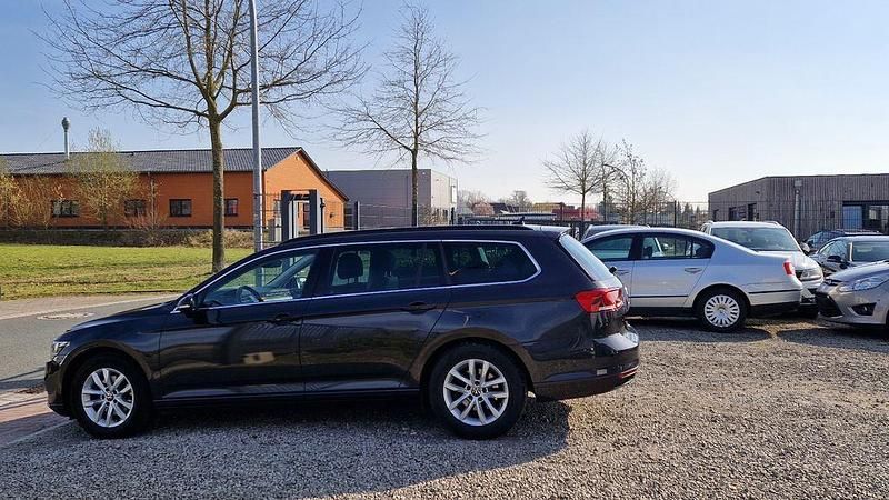 Usata VW Passat Business 150 CV (110 kW) 2021 Grigio Station wagon