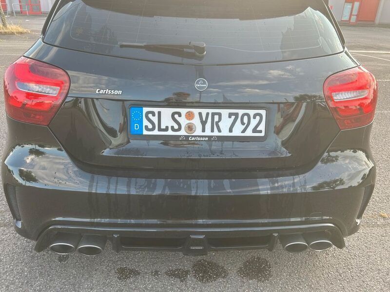 Schwarz Gebraucht 2017 Mercedes A180 Limousine | 13.900 € (Guter Preis) - Bild 1/4