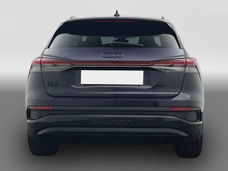 Gebraucht Audi Q4 e-tron S-Line 210 kW (286 PS) 2025 Lila SUV