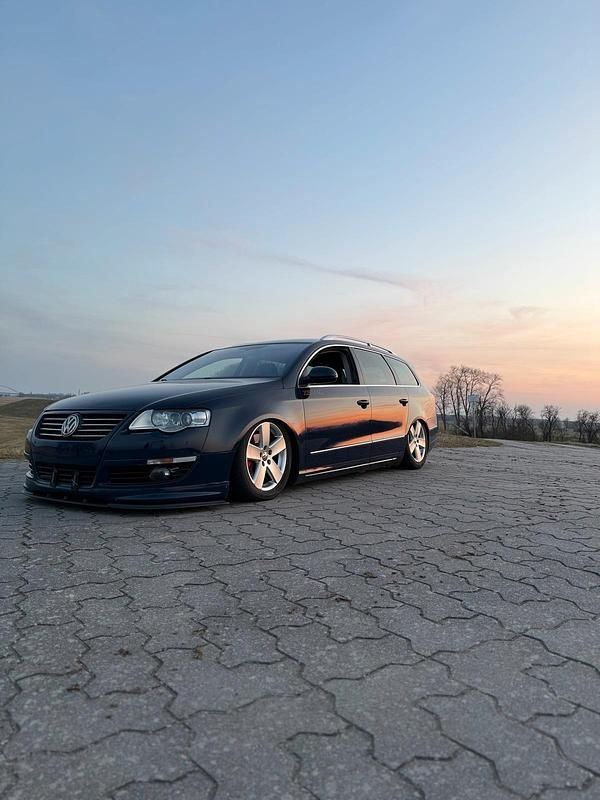 Gebraucht VW Passat 170 PS (125 kW) 2006 Blau Kombi