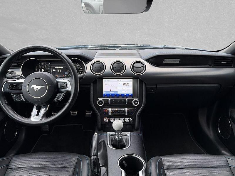 Gebraucht Ford Mustang GT Premium Convertible 449 PS (330 kW) 2023 Blau Cabrio