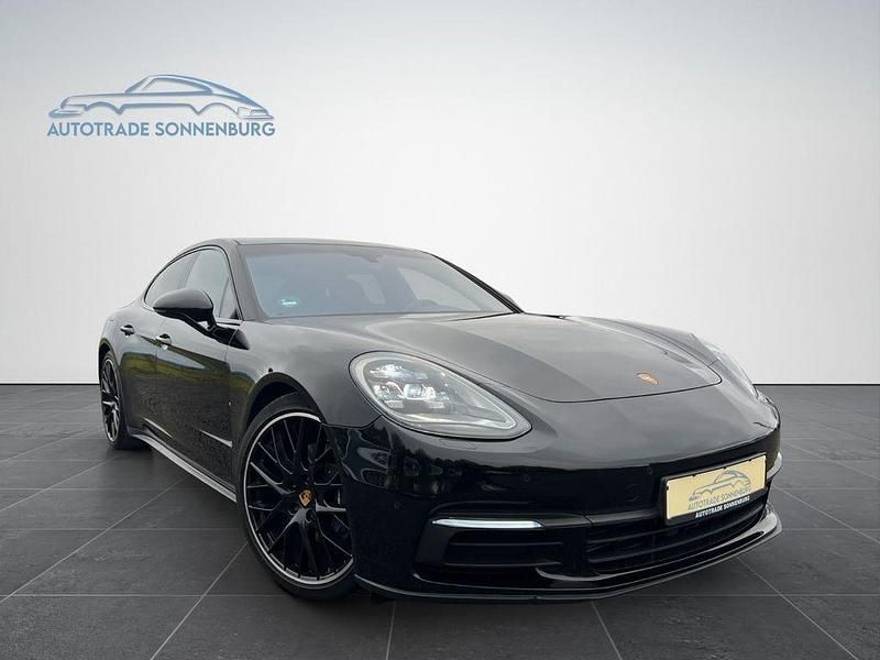 Schwarz Gebraucht 2017 Porsche Panamera 4 Limousine | 46.990 € (Teuer) - Bild 1/4