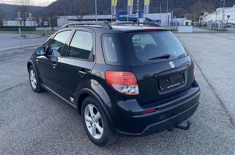 Usado Suzuki SX4 107 HP (78 kW) 2009 Other Sedan