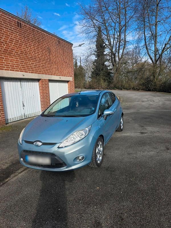 Gebraucht Ford Fiesta 65 PS (47 kW) 2009 Blau Kleinwagen
