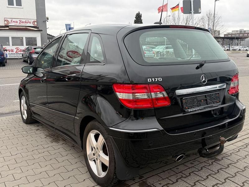 Gebraucht Mercedes B170 116 PS (85 kW) 2005 Schwarz Van / Kleinbus