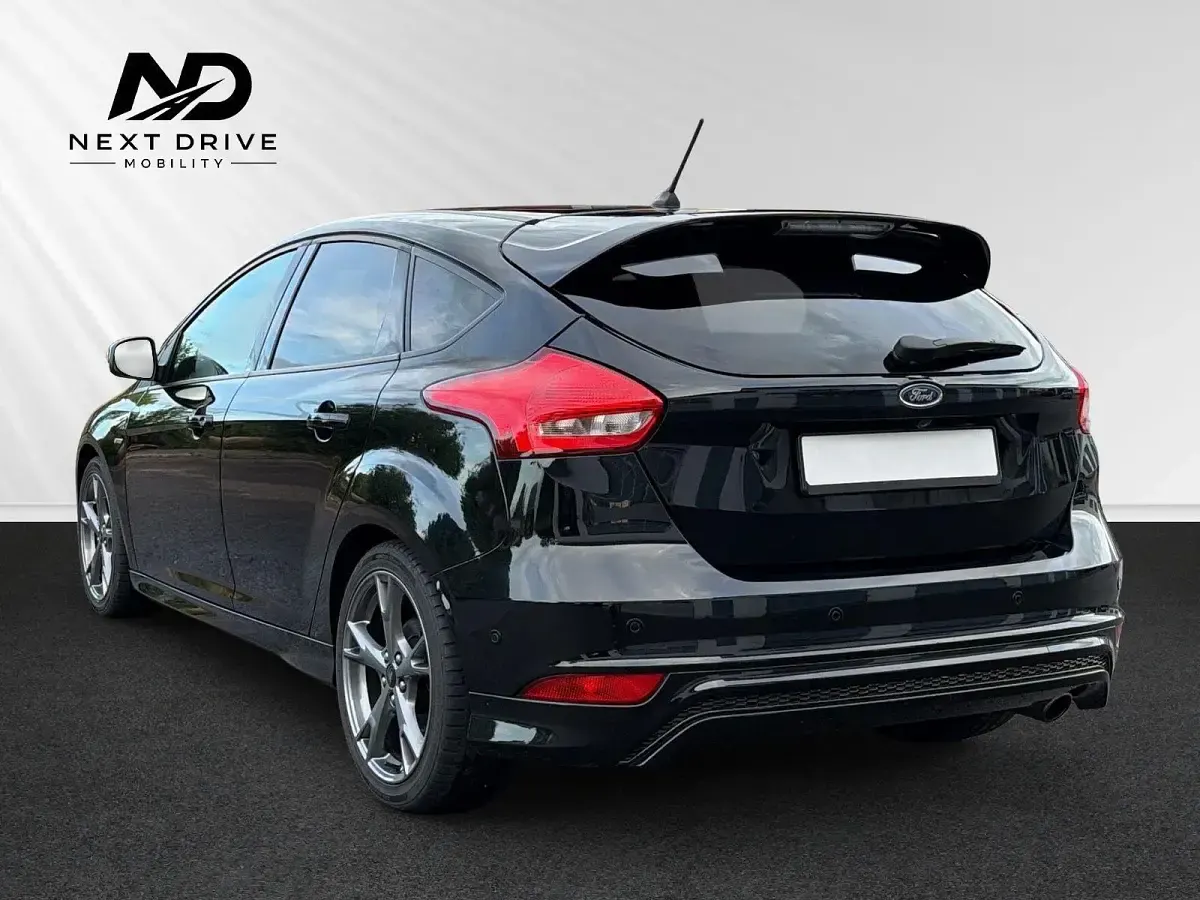 Gebraucht Ford Focus ST-Line 182 PS (133 kW) 2018 Schwarz Limousine