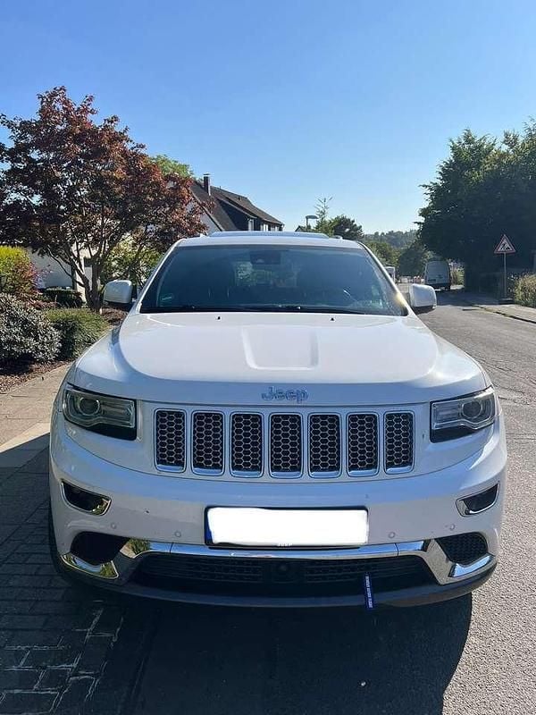 Weiß Gebraucht 2017 Jeep Grand Cherokee Summit SUV | 23.000 € (Guter Preis) - Bild 1/4