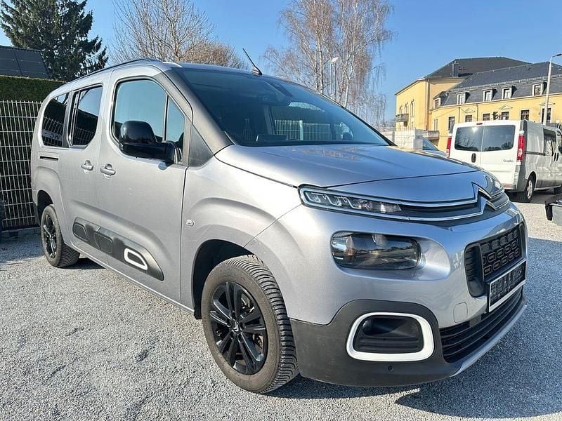 Gebraucht Citroën Berlingo Shine 131 PS (96 kW) 2023 Grau Van / Kleinbus
