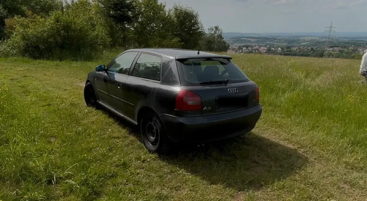 Gebraucht Audi A3 125 PS (91 kW) 1997 Schwarz Kleinwagen