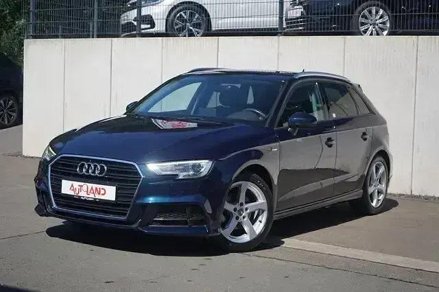 Gebraucht Audi A3 S-Line 116 PS (85 kW) 2018 Blau Limousine