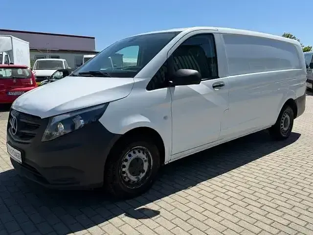 Gebraucht Mercedes Vito 190 PS (139 kW) 2019 Weiß Van