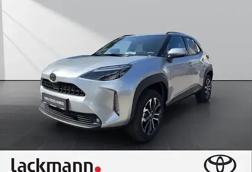 Gebraucht Toyota Yaris Cross 130 PS (95 kW) 2026 Silber SUV